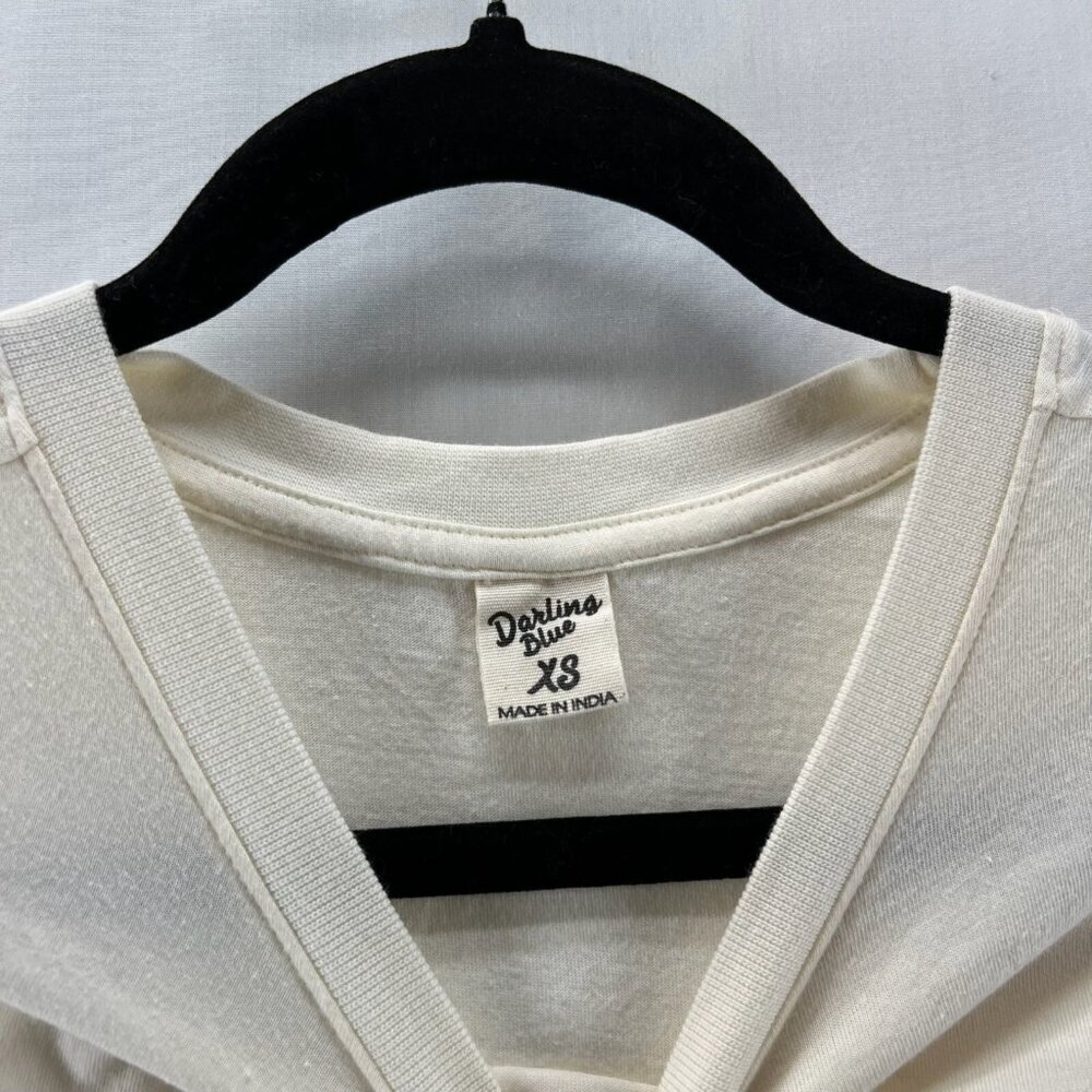 Darling Blue Cropped Shirt Womens XS Crew Neck Cuffed Go Wild West Graphic Cream - Picture 8 of 9